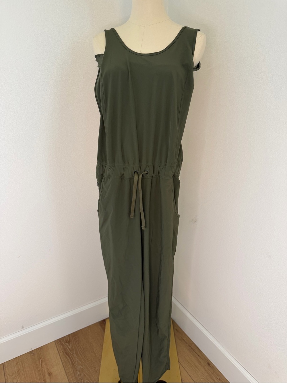 Patagonia Olive Drawstring Tank Straight leg Jumpsuit Size Small